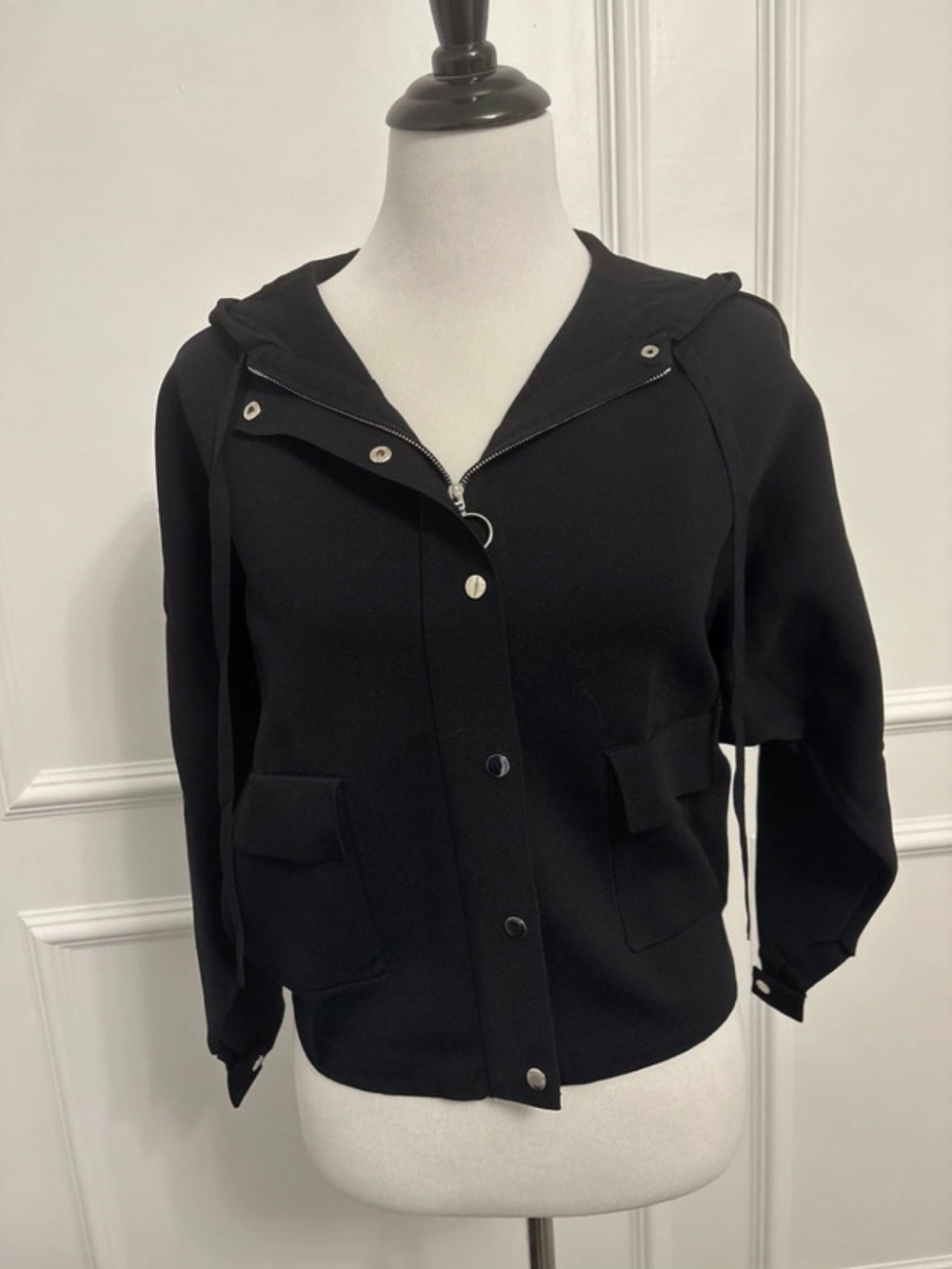 NWT Aleeza Paris Knit Rosee Jacket